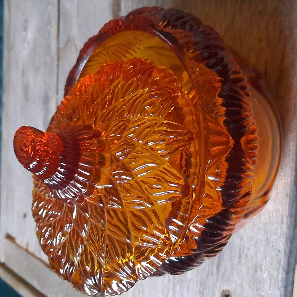 Williams Sonoma amber glass tureen with lid